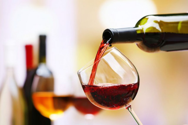 MADR: Peste 300 de eşantioane de vin, verificate în laboratoarele specializate; neconformităţi la unele produse din Bulgaria