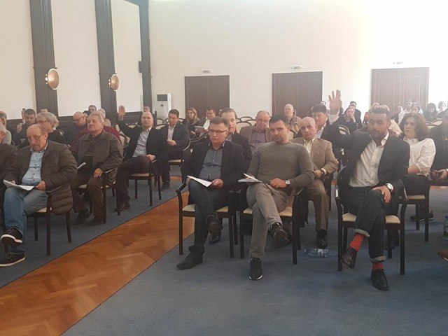 HAOS la ședința CJC! Se pune limită la alocarea banilor pentru cazurile medicale DISPERATE
