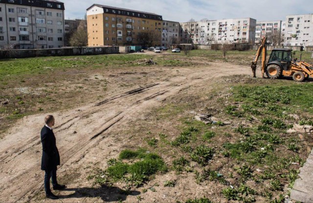 Un consilier local cere reabilitarea unei zone a orașului, devenită 'şerpărie'
