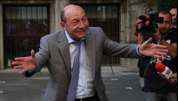 Traian Băsescu, despre partidul lui Cioloş: De când l-a anunţat mă tot întreb care va fi abreviere. RMÎ?