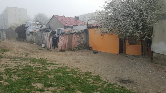 Poliţiştii locali şi jandarmii au descins pe strada Dionisie cel Mic!