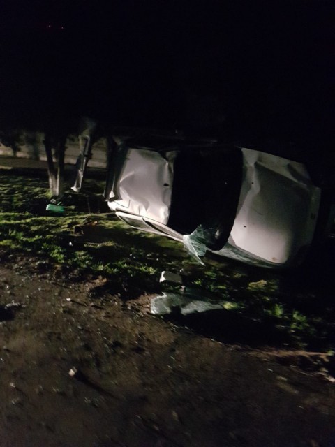 Constanţa: o maşină s-a răsturnat, şoferul vinovat a FUGIT de la faţa locului