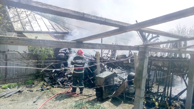 Explozie într-o gospodărie din Tulcea!