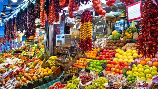 Legumele şi fructele s-au scumpit cel mai mult în martie 2018