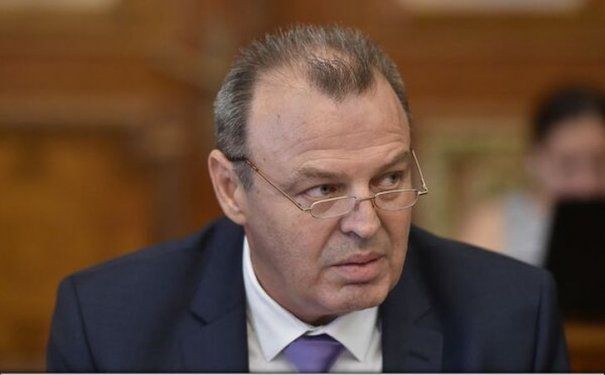 Ministrul Transporturilor susţine că sprijină promovarea statutului personalului feroviar, iar investiţiile sunt importante în sector