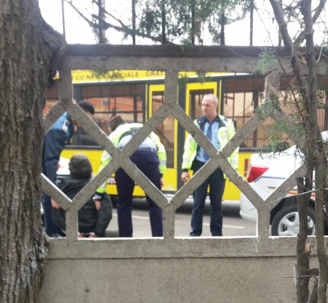 Bărbat ÎNCĂTUȘAT pe bulevardul I.C. Brătianu!
