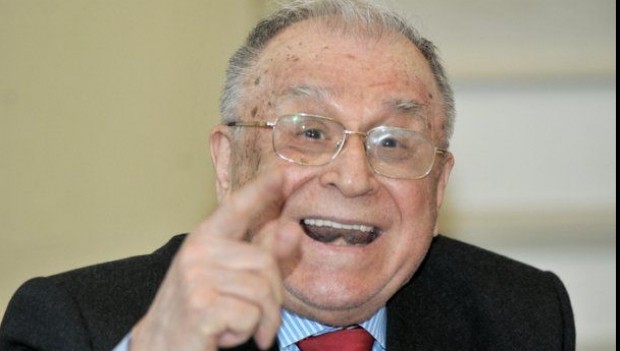 Ion Iliescu a fost pus sub acuzare în dosarul Revoluţiei