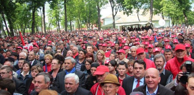 PSD pune la cale un miting uriaş cu un milion de participanţi, în luna mai