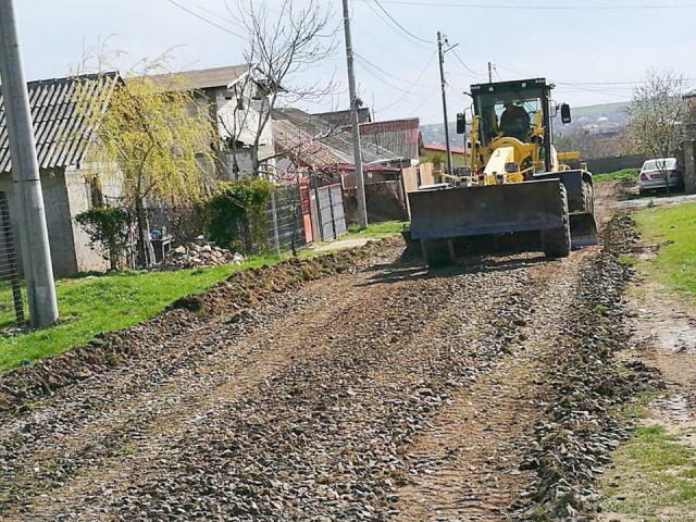 Lucrări în forţă în comuna Tuzla: este vizată infrastructura