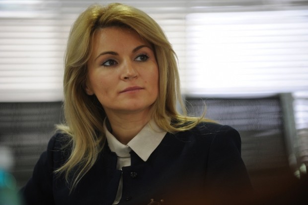 INACO: Peste jumătate din an, românul munceşte pentru stat; România are cea mai nedigitalizată administraţie europeană