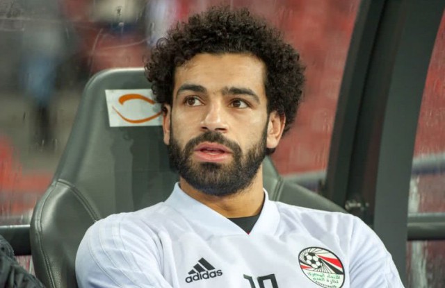 Internaţionalul egiptean al echipei Liverpool, Mohamed Salah, a donat tone de alimente localităţii în care s-a născut, Nagrig