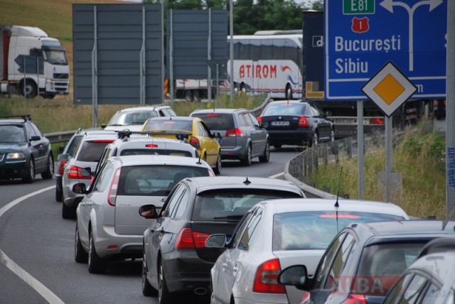 INS: Înmatriculările noi de de vehicule rutiere, în scădere cu 0,7% în primul trimestru din 2018