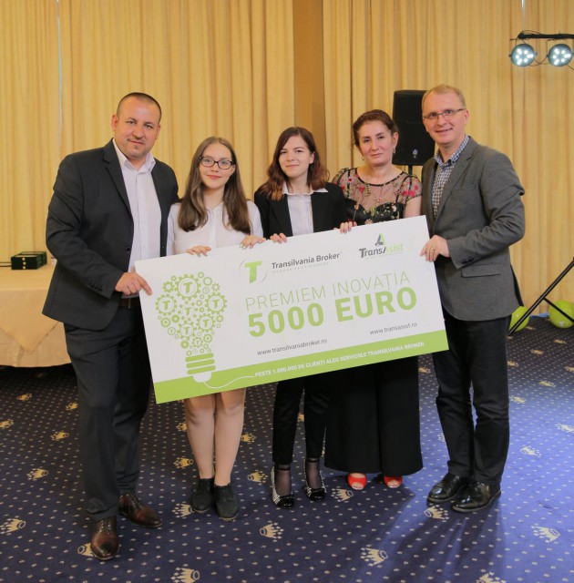 Sponsorizare de 5.000 de euro pentru elevii premiaţi de NASA de la Liceul Ovidius