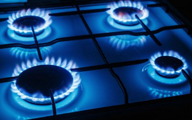 Gazele s-ar putea ieftini, după ce Consiliul Concurenţei va dovedi că licitaţiile Transgaz au fost trucate