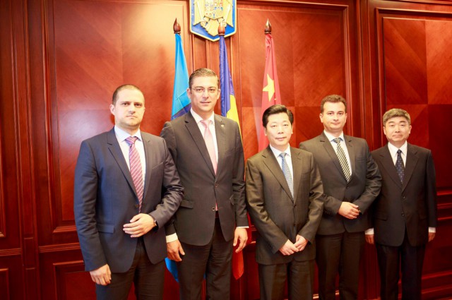 Întâlnire de gradul 0 la Constanţa: întrevedere cu oficiali de rang înalt ai Municipalităţii Shanghai