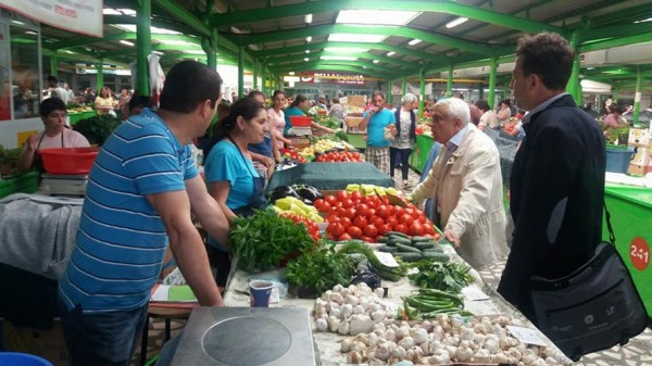 Petre Daea: România e una dintre ţările cu cele mai curate culturi, numărul de tratamente e redus