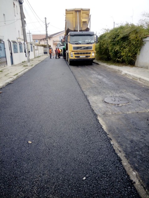 Încep lucrările la Mangalia: asfaltări şi canalizare!