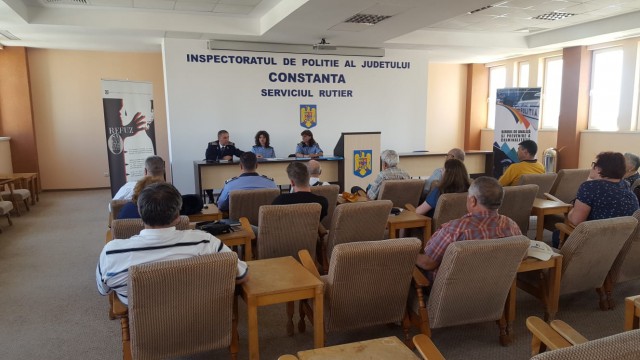 Reprezentanţii asociaţiilor de proprietari din Constanţa au discutat cu poliţiştii!