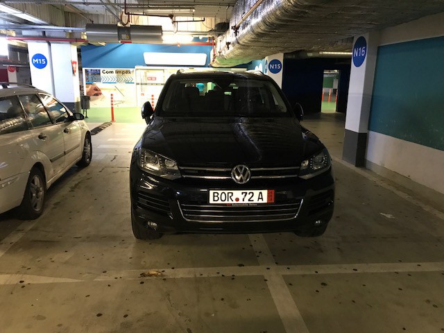 Parcare de bizon internațional într-un mall din Constanța