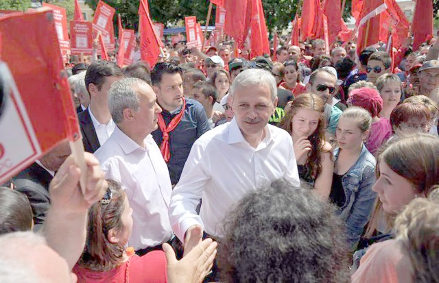 Primar din judeţul Constanţa: 'Să nu plece Dragnea; statul paralel există'