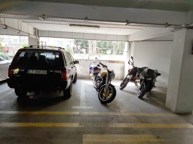 JALE cu parcarea la Spitalul Judeţean! Un bărbat şi-a lăsat maşina pe strada Călăraşi pentru a merge cu bebeluşul la Urgenţă