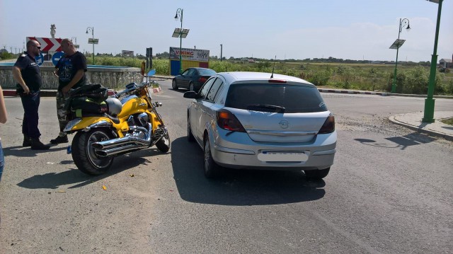 Femeie rănită, în urma unui accident în Năvodari! Era pasageră pe motocicletă