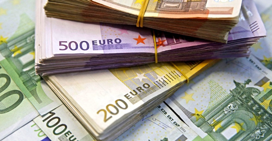 Granturi europene de până la 35.000 de euro pentru românii din străinătate, prin programul 'Diaspora Start-Up'