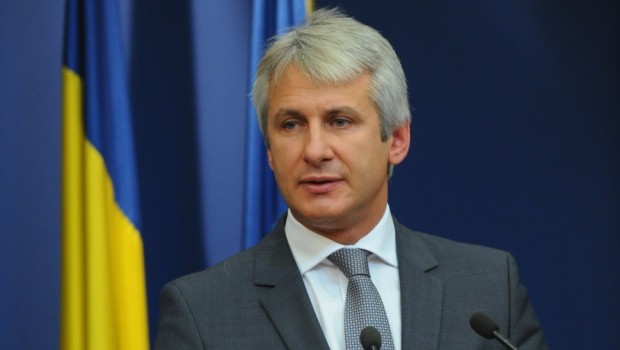 Teodorovici: Nu sunt şi nu vor fi probleme nici cu pensiile şi nici cu salariile; se măresc pensiile cu 10% de la 1 iulie