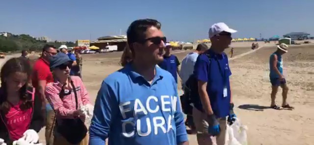 Primarul Decebal Făgădău, în CURĂŢENIE JAPONEZĂ pe Plaja Modern!