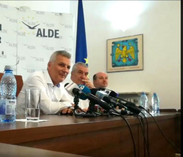 Mișcare BOMBĂ: senatorul Daniel Zamfir a trecut de la PNL la ALDE