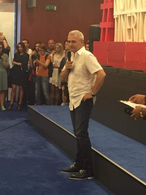 Dragnea: Se lucrează la evaluarea miniştrilor