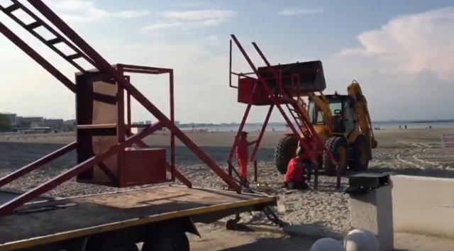 Foişoare noi pentru salvamarii din staţiunea Mamaia!
