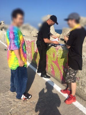 „Artiștii” care desenează GRAFFITI pe clădirile din Constanța, amendați de Poliția Locală