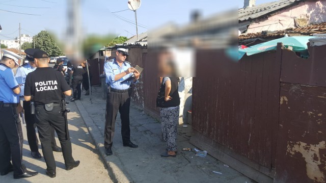 Polițiștii locali și jandarmii au făcut ordine în Coiciu: au fost aplicate amenzi de 7000 de lei