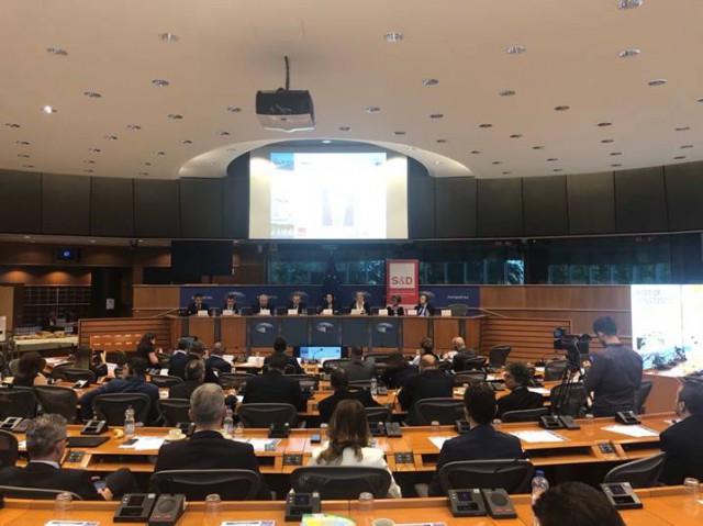 Portul Constanța, lăudat de ministrul Lucian Șova la Bruxelles