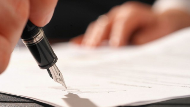 România şi Estonia au semnat un Memorandum pentru stimularea investiţiilor şi relaţiilor comerciale