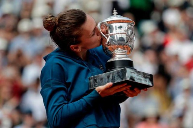 Cum îi mulțumește Constanța Simonei Halep? „Domnule primar, construiți o bază de tenis care să îi poarte numele, nu e onoare mai mare!”