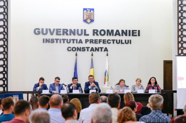 Fermierii constănțeni, la întrunire cu APIA: au aflat cum pot accesa fonduri nerambursabile