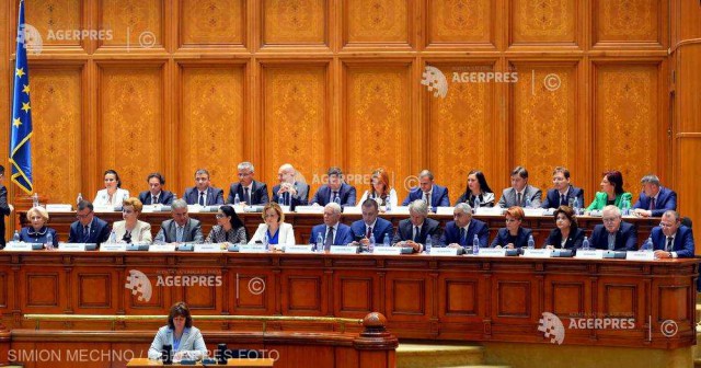 Moţiunea de cenzură împotriva Guvernului Dăncilă, RESPINSĂ
