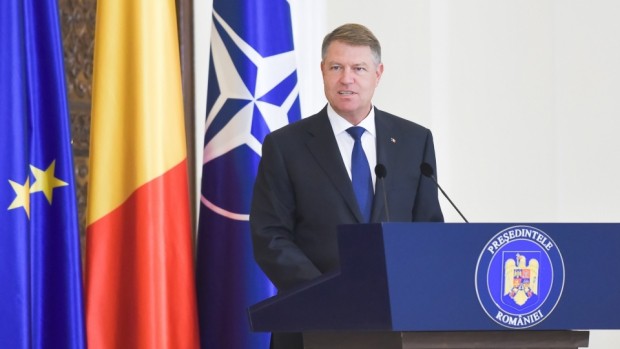 Klaus Iohannis a anunţat că va candida pentru încă un mandat de preşedinte al României