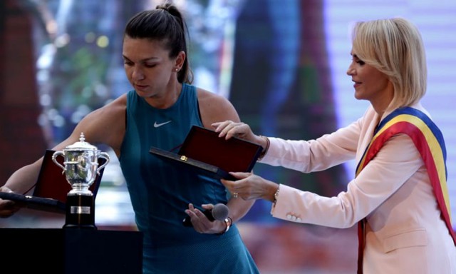 Gabriela Firea a ieşit la suprafaţă după huiduielie de pe Arena Naţională!