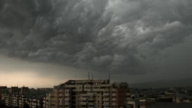 Se strică vremea și pe litoral