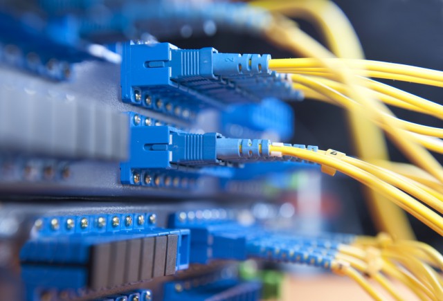 Creştere de 18% a vitezelor medii de download şi upload în România pentru internetul fix, în 2017