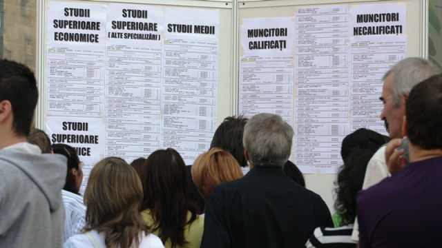 România are una din cele mai mici rate ale locurilor de muncă vacante din UE
