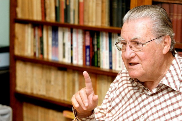 Prof. univ. dr. Vladimir Beliș va primi titlul de Doctor Honoris Causa al UOC