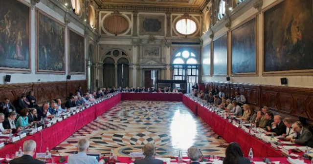 CCR a publicat OFICIAL răspunsul Comisiei de la Veneția: Mesaj pentru Iohannis și o precizare fără precedent