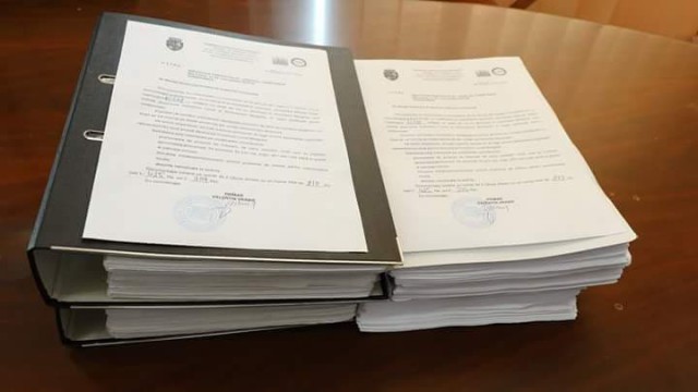 Vrabie a depus la Prefectură semnăturile pentru un referendum de dizolvare a Consiliului Local Medgidia