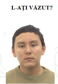 Dacă vedeți acest tânăr, sunați de urgență la Poliție