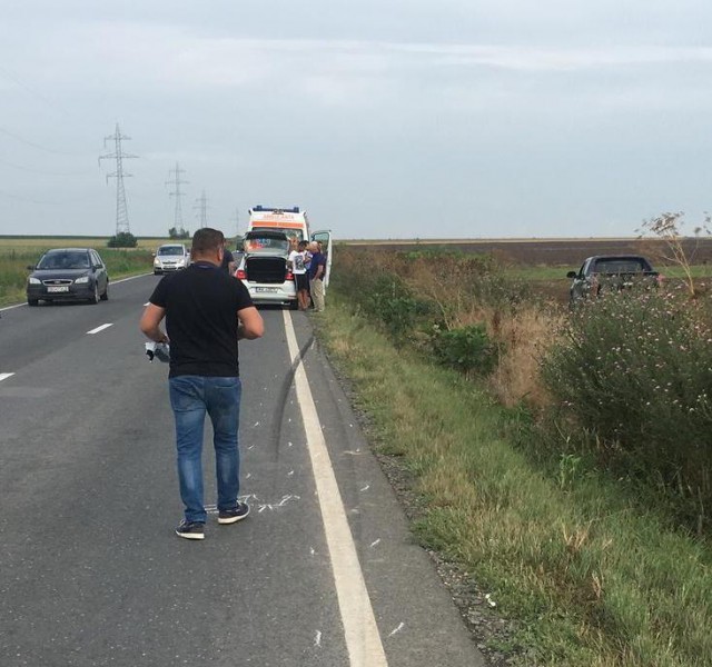 A ieșit cu mașina de pe șosea pentru a evita un accident cu un autoturism care venea pe contrasens!