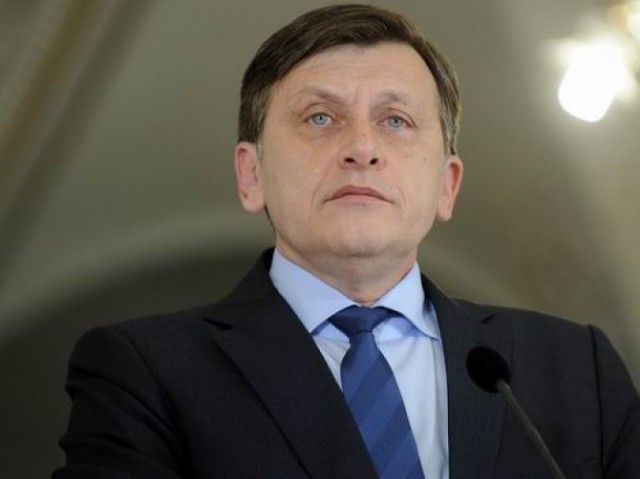 Crin Antonescu, după întâlnirea cu Ludovic Orban: NU revin în politică. Nu am discutat despre europarlamentare